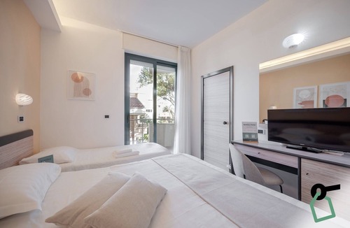 Giulianova Hotel | Hotiday Hotel Giulianova