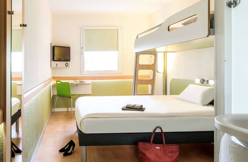 Gennevilliers Hotel | ibis budget Gennevilliers Asnières