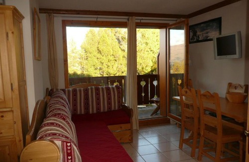 Montalbert Apartamento | Apartamento renovado a pie de pistas en La Plagne, 2 habitaciones