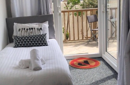 Uplands Hotel | The Alexander