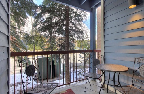 Historic District Condominio | Wake up to Winter Wonderland 1Br 1Ba-Downtown Breck Sleeps 4