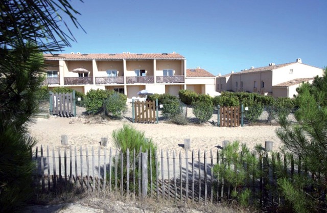 À 100m de la plage | T2 cosy + terrasse & jardin