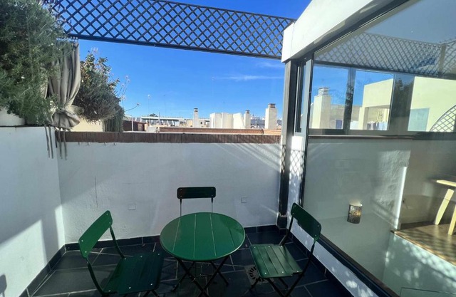 Ático San Bernardo Terraza y Parking Incluido