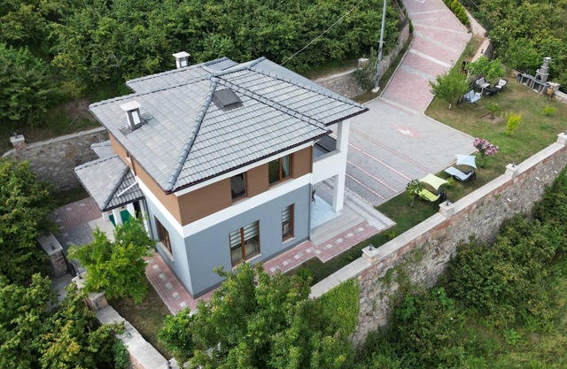 Çiftlikte Konaklama Villa Saklı Bahçe
