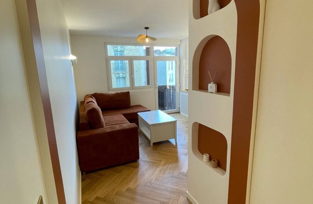 Élégance et Confort: Réservez Notre Bijou de 35m²