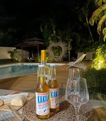 Évasion au Gosier Studio avec piscine, plage & chill garanti