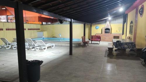 Ótima casa em Unamar