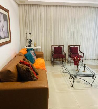 ótimo apto amplo, claro e arejado próximo expominas