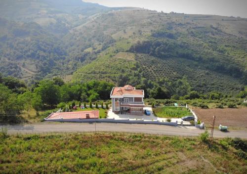 Öztürk Farm House