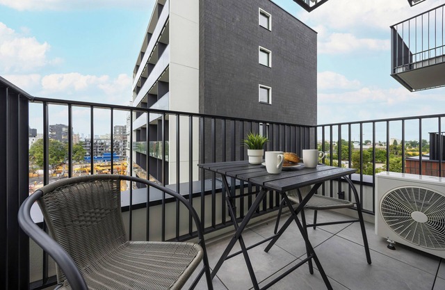 Żupnicza Apartment Warsaw by Renters