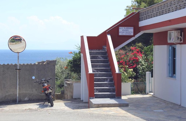 Αlexandros apartment