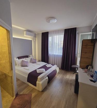 Къща за гости Elion House