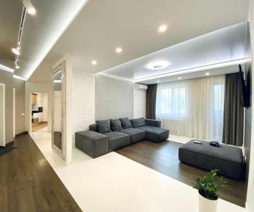 Трикімнатна SKY HOUSE Безключовий доступ!