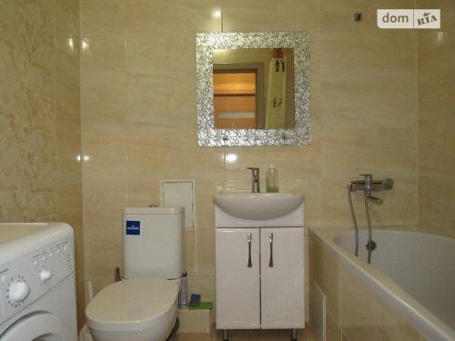 Хмельницьке шосе 122а