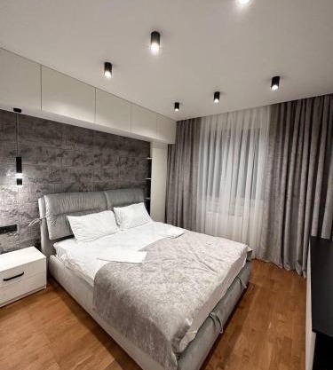 Інстаграмна стильні апартаменти на вулиці Під Голоском 15б