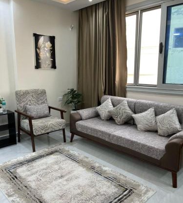 استديو شارع منتصر امام مستشفي الجهاز الهضمي المنصوره والجامعه