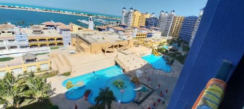 بورتو مارينا Sea & Pool View