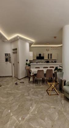 فيلا بجوار سينزو مول