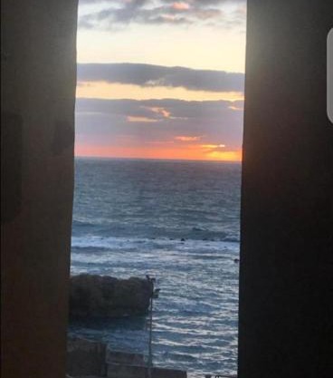 فيو بحرFamily house overlooking the sea