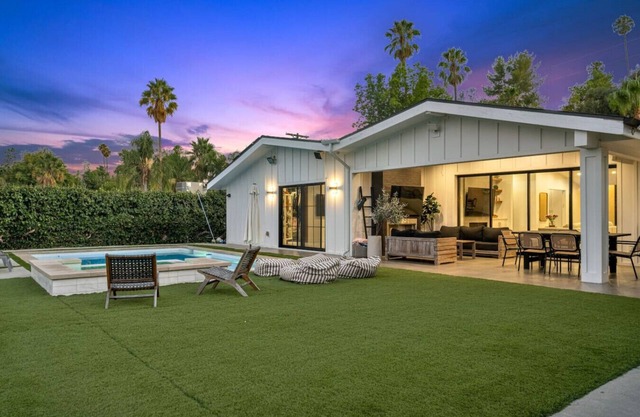 ৎ୭ Coulson Street Retreat ৎ୭ W/Pool, BBQ&MORE