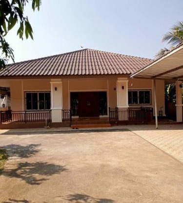 บ้านสวนสบายใจโฮมสเตย์ ใกล้มหาวิทยาลัยแม่ฟ้าหลวง ห่างเมือง 20 กม ห่างถนน 2 กม