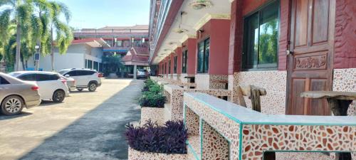 โรงแรม หิรัญแกรนด์ HIRUN GRAND Hotel