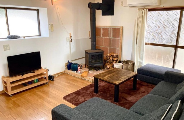 テントサウナのある棚田の前のお家 Miuchi house