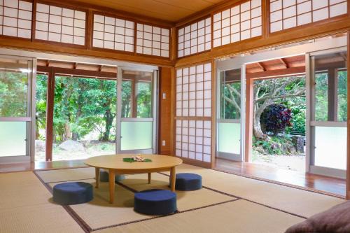 ビーチ徒歩3分 BBQ可 最大10名宿泊の和室付き平屋 石垣 伊原間 Akashis house