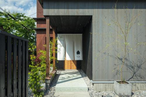 住三吉の宿 桜山路