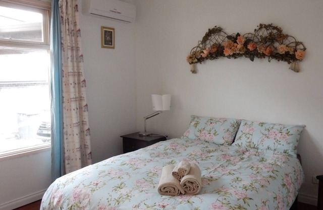 安静舒适的4房别墅 4 bedroom beautiful and cozy house