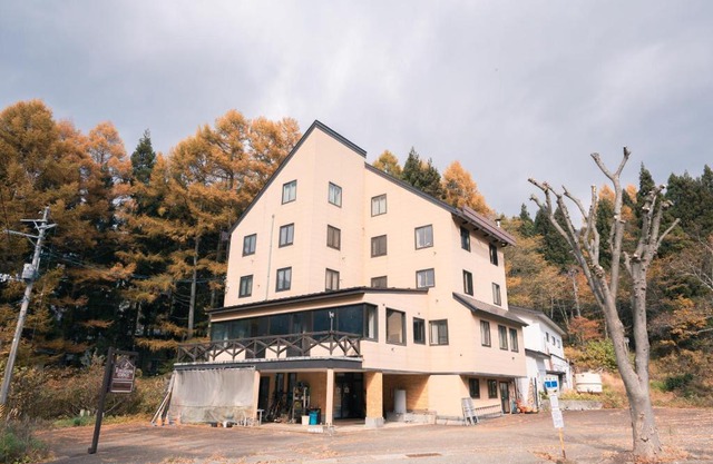 豊島ロッヂ苗場