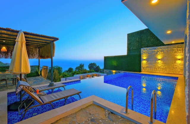 Özel Korunaklı Müstakil Havuzlu Villa