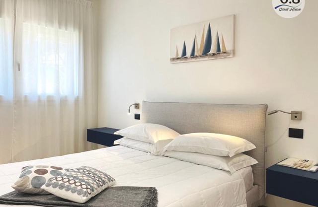 0.8 Guest House