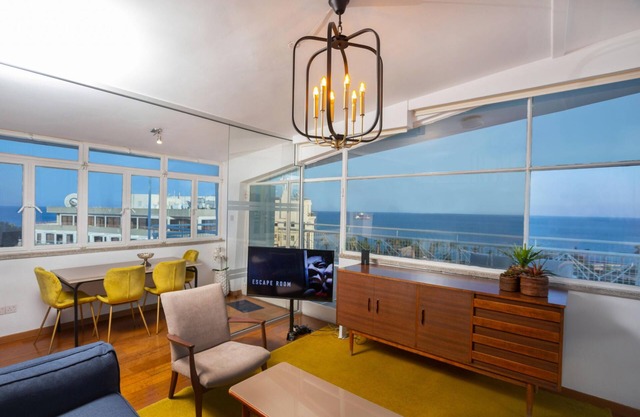 1-80 Collection 601 Penthouse