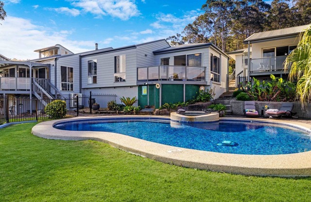 1 Alexander Place, North Narooma