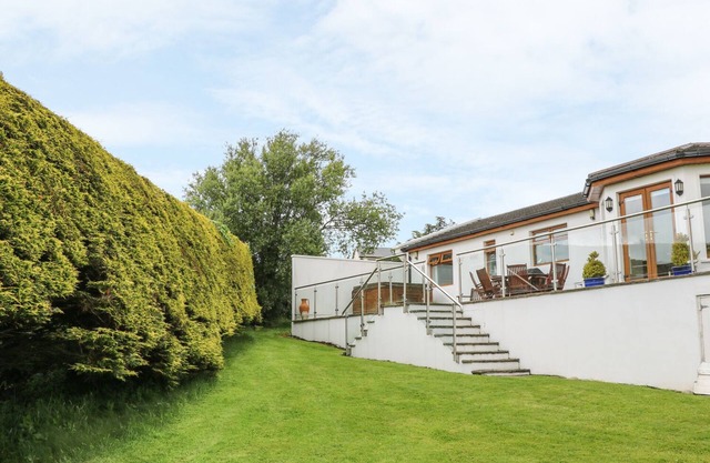 1 ARD CARRAIG, pet friendly in Portsalon, County Donegal