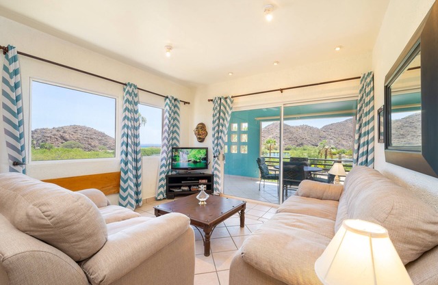 1 Bed & 1 Bath Condo with Ocean, Mountain and Golf course View, Amazing