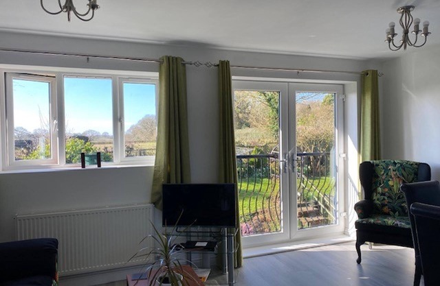 1 Bed Apt- Rural Views- Juliette Balcony - Parking
