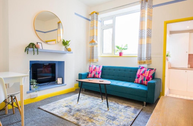 1 bed central Cardiff Apartment