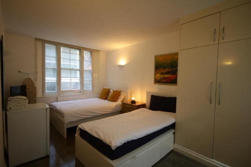 1-Bed Flat by Liverpool Street