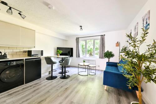1 Bed flat in London with Free Parking