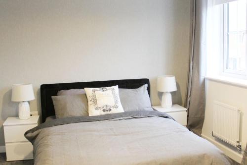 1-Bed House - Sleeps 2 - Parking Wifi