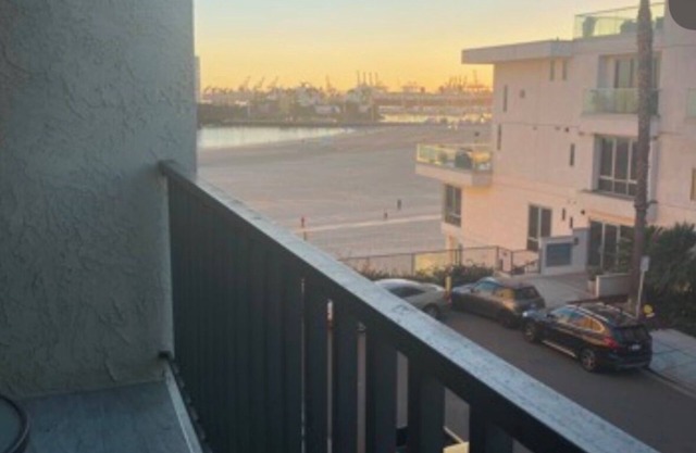 1-bedroom 1 bath condo ocean view Long Beach