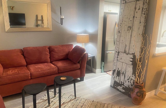 1 dormitorio acogedor condominio en Surprise, AZ