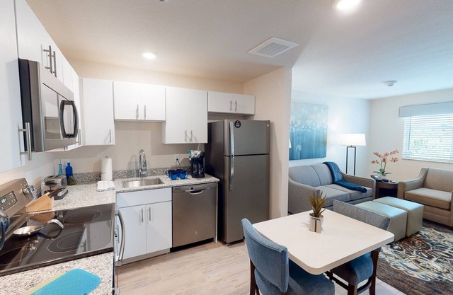 1 Bedroom 1 Bath Furnished Apartment