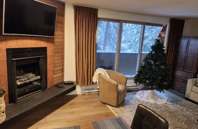 1 Bedroom 2 Bed Winter Oasis