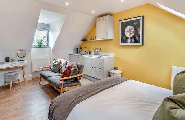 1 bedroom accommodation in Middleton One Row