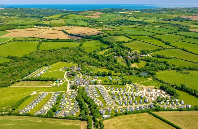 Alojamiento de 3 habitaciones en Nr St Austell