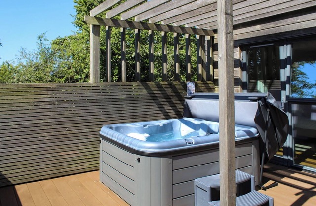 1 bedroom accommodation in Carnon Downs