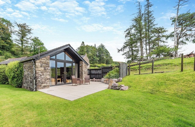 1 bedroom accommodation in Gwynfe, Llangadog